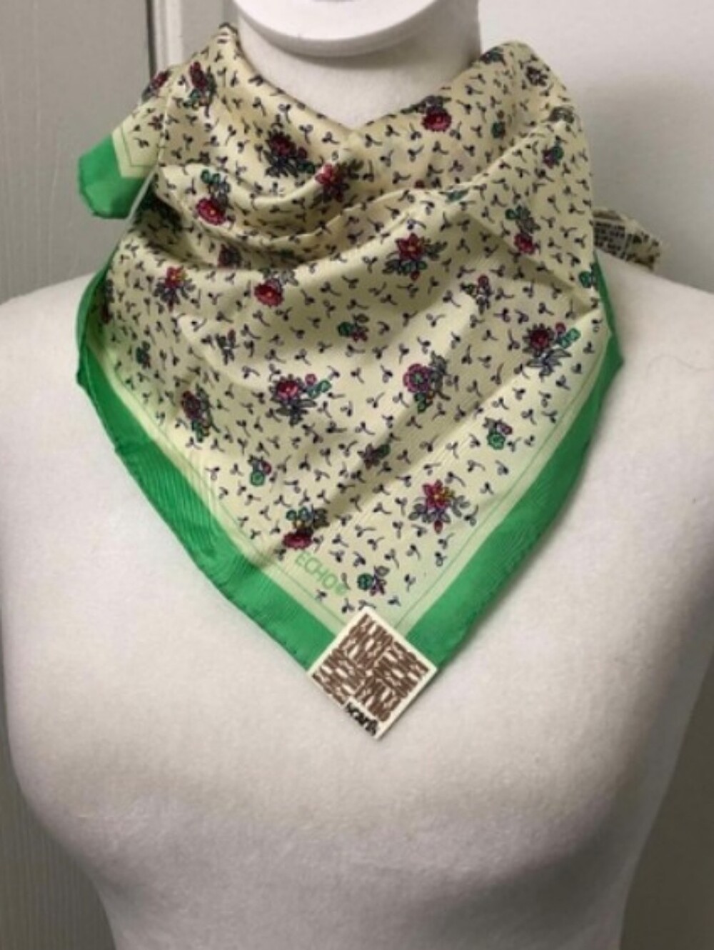 Deadstock NWT Vtg 60s 70s Floral Echo Scarf